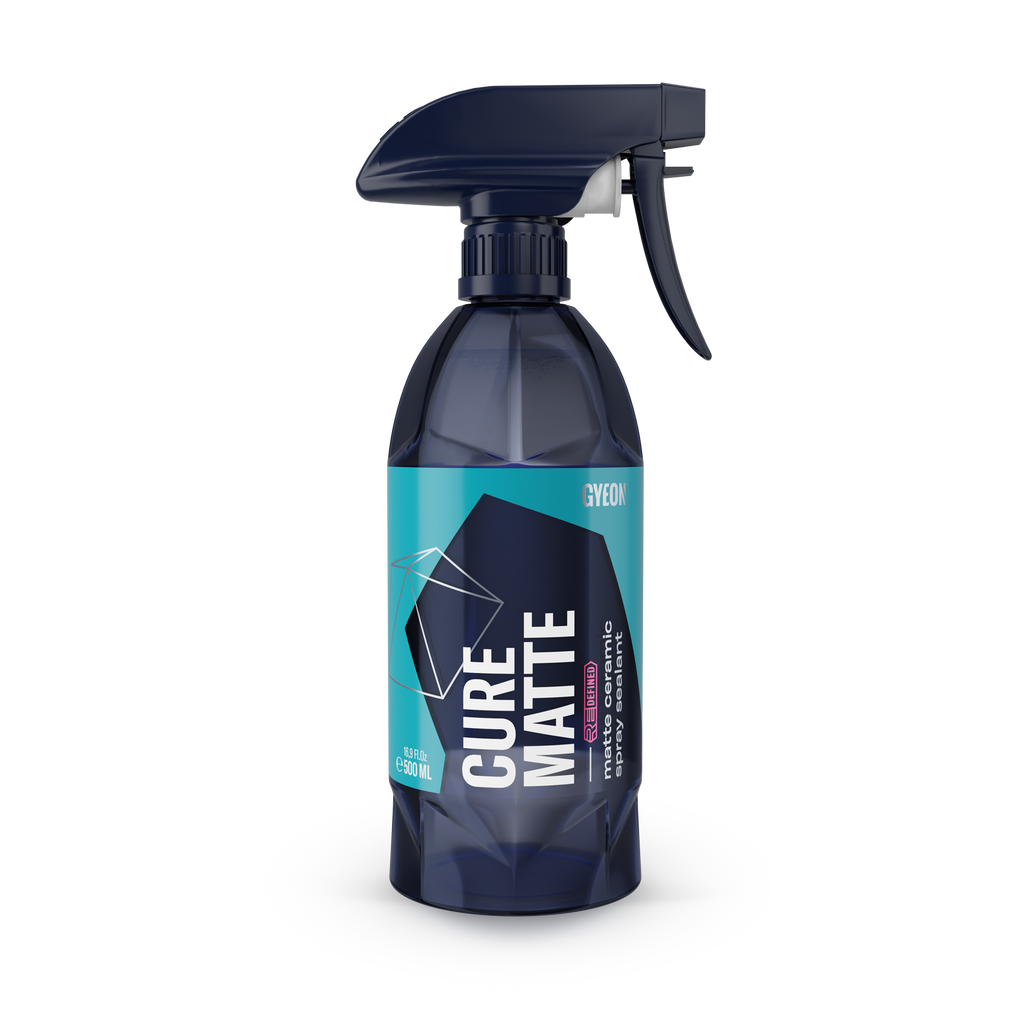 GYEON Q²M Cure Matte onderhoudsspray voor de matte lak van je auto