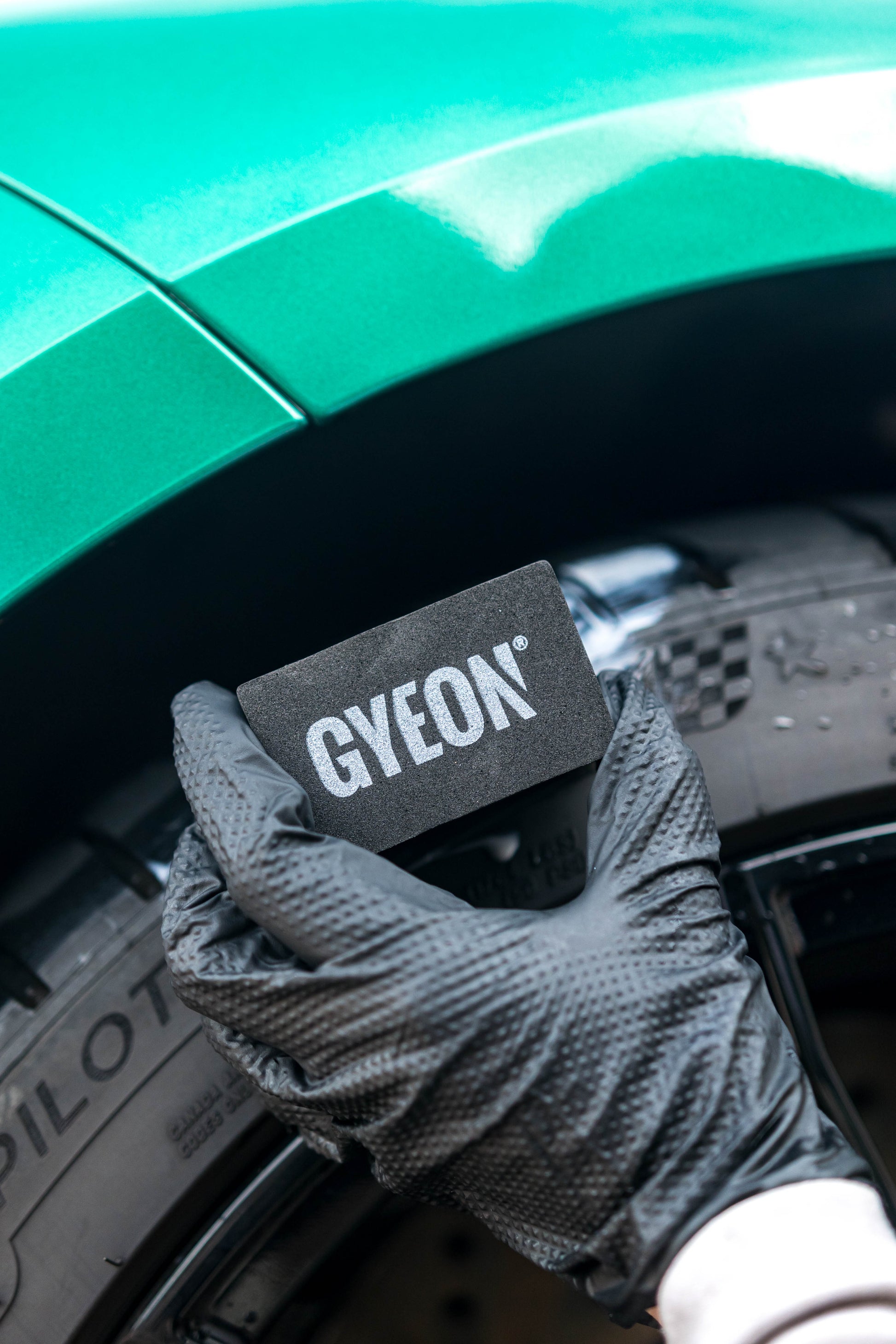 GYEON Q²M Tire Applicator voor aanbrengen bandendressing