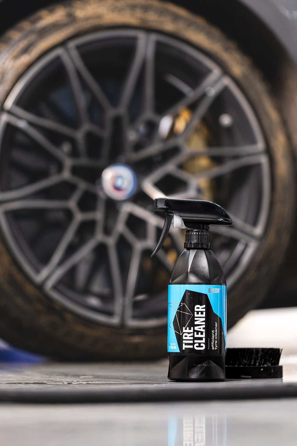 GYEON Q²M TireCleaner diepe reiniging voor autobanden